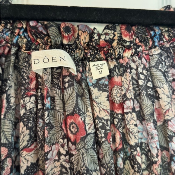 DÔEN Ischia shirred floral-print organic cotton-voile midi dress - Picture 9 of 10